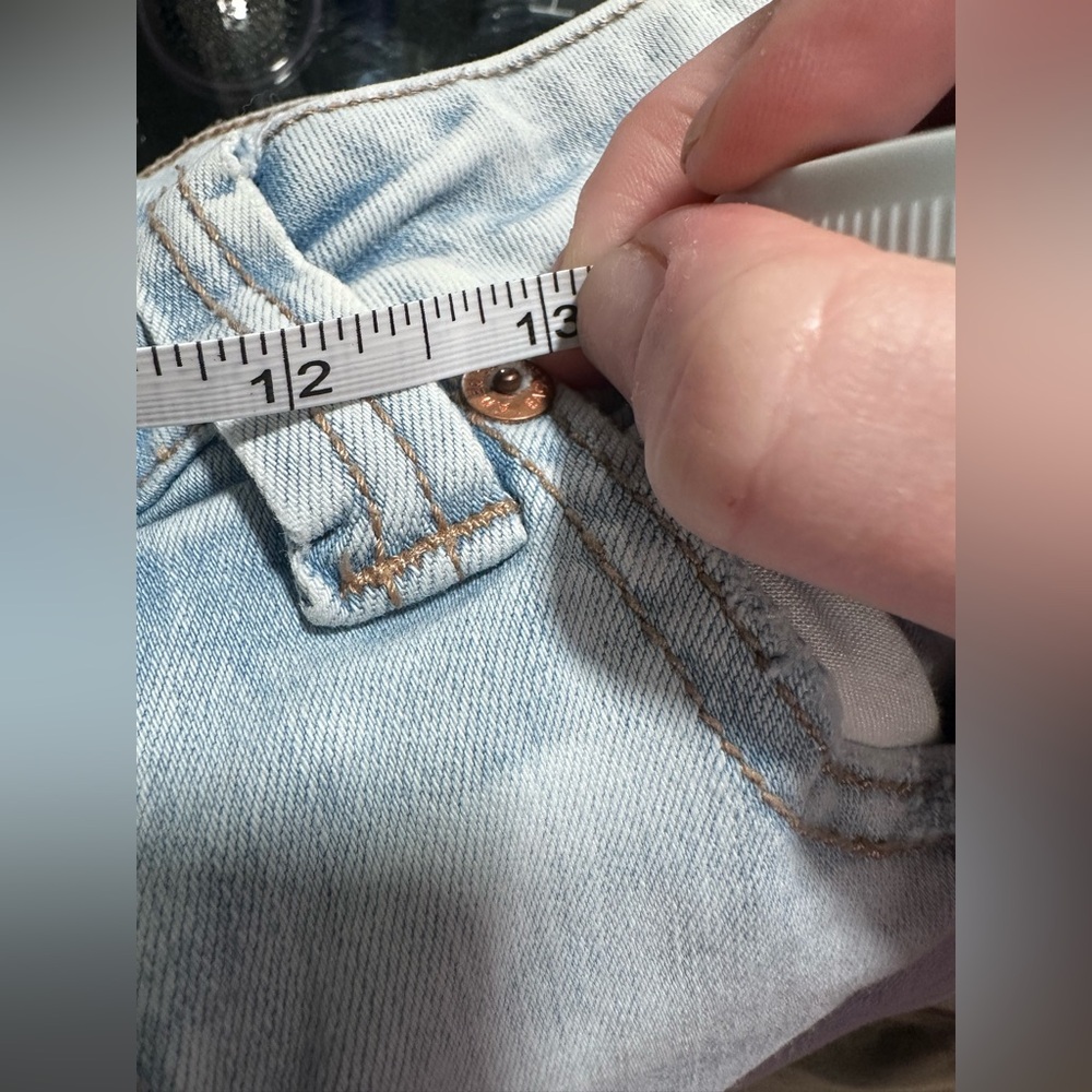 American Eagle Super High Rise Flare 8 Regular - Picture 7 of 8